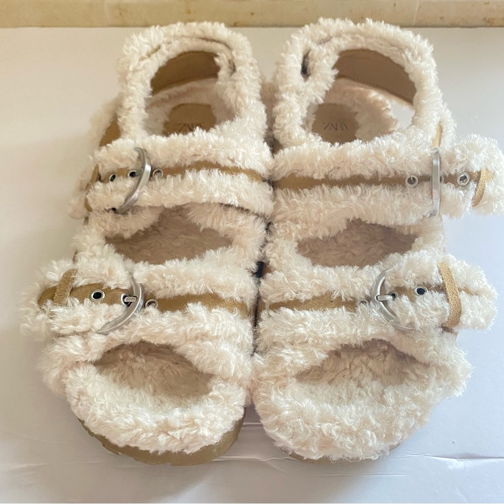 Zara Women’s 10 Faux Fur Shearling Double Grommet Buckle Sling Back Sandals 41